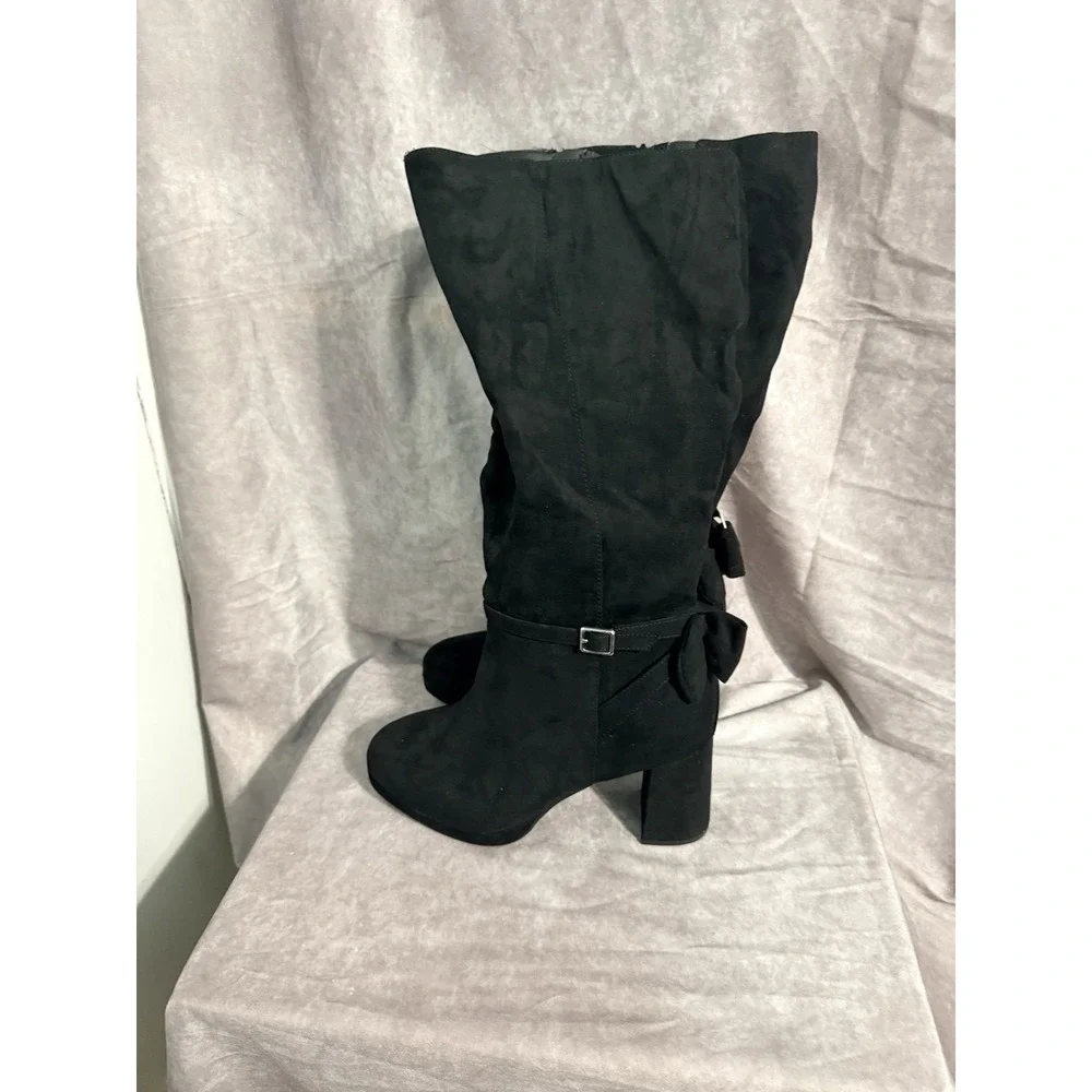 torrid buckle and‎ bow faux suede knee high boot Size 12WW